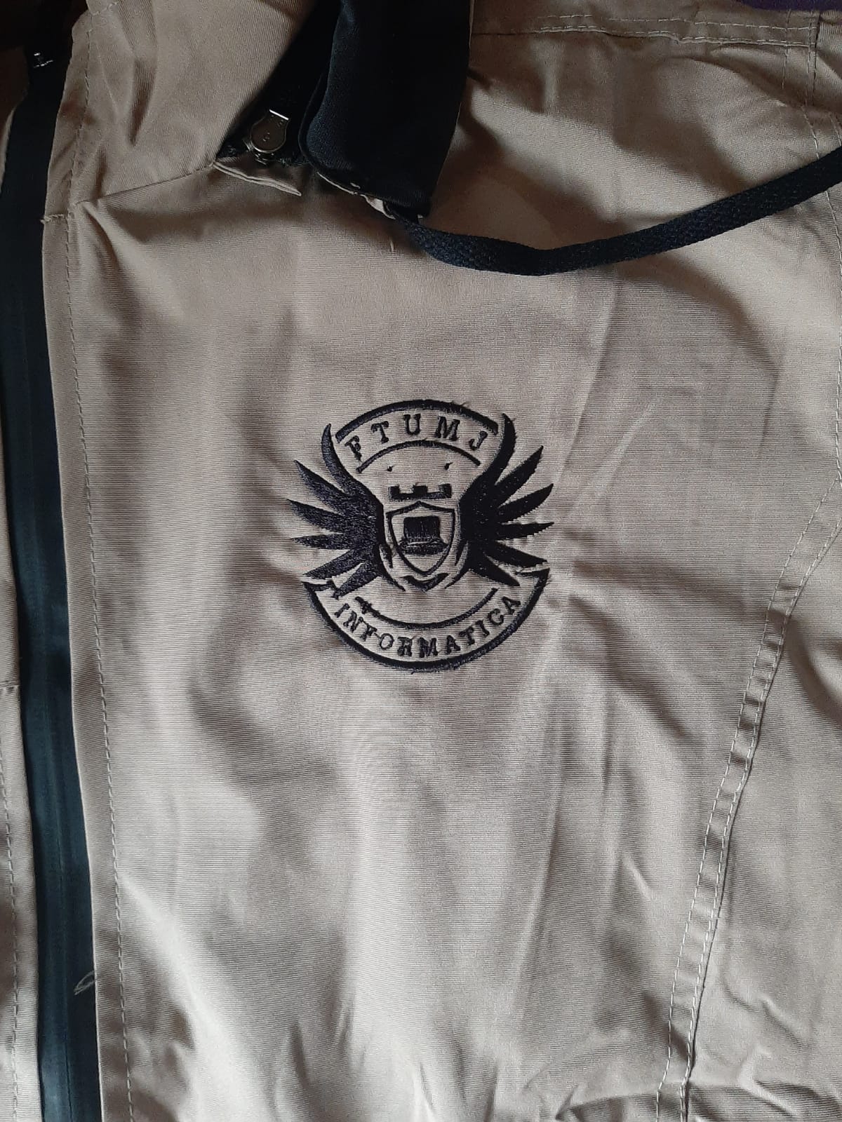 Penampakan bordir depan