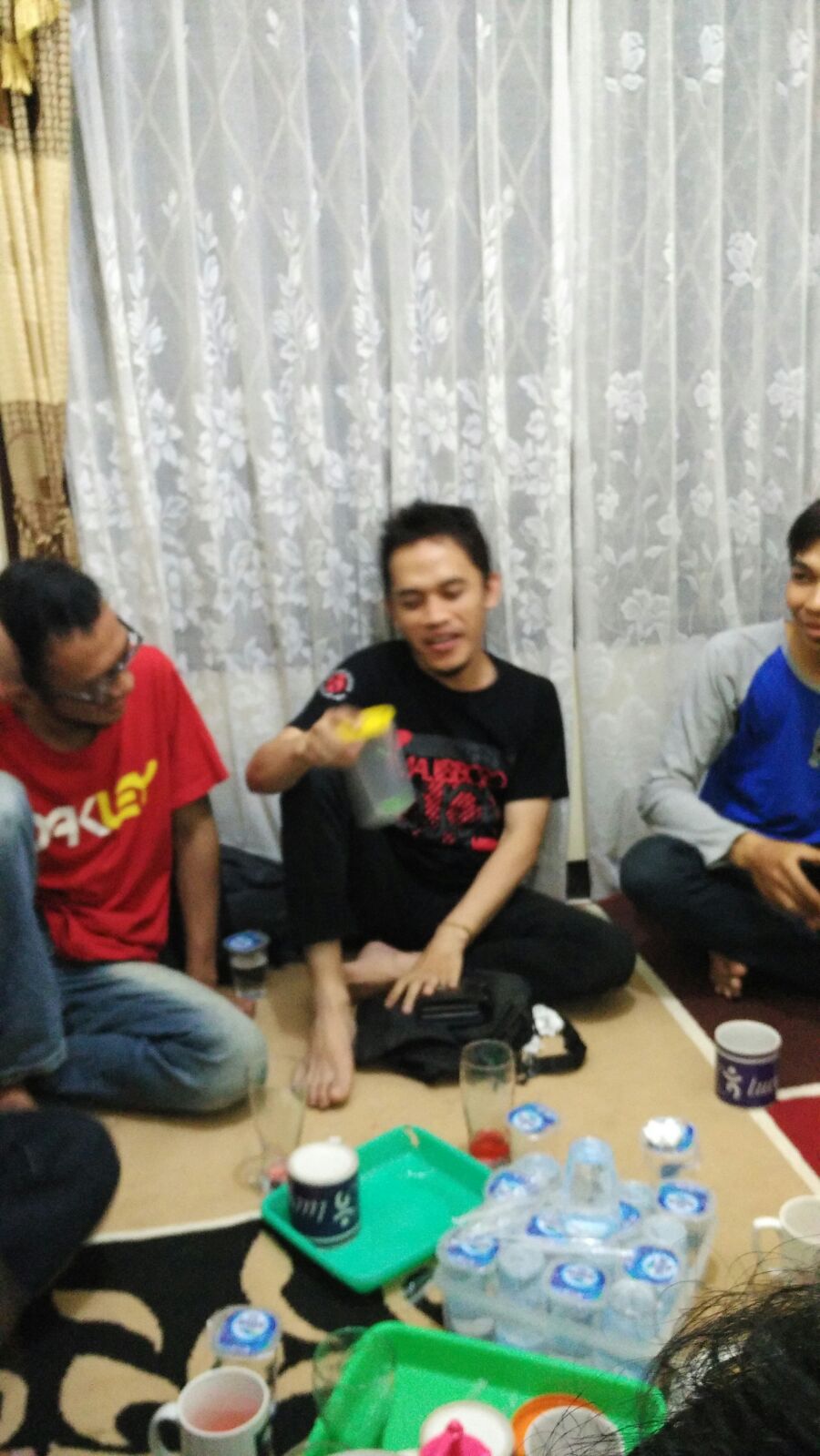 Arisan Jilid 08 - 1