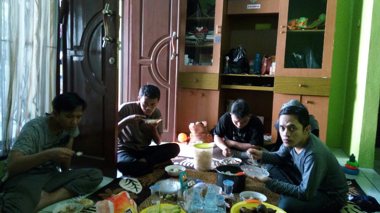 Arisan Jilid 08 - 2